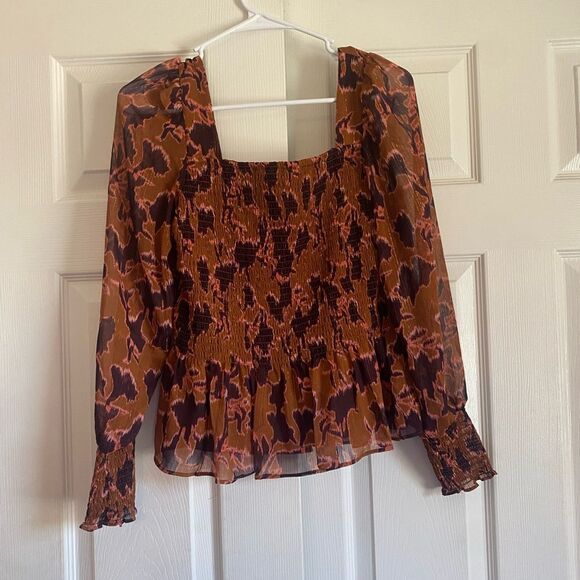 Nine West size medium brown purple floral sheer smocked long sleeve blouse - Picture 2 of 7